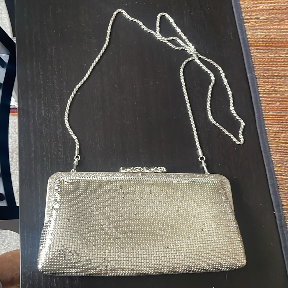 Silver Satin Lined Mesh Evening Bag Clutch Adjustable Shoulder Chain Excellent